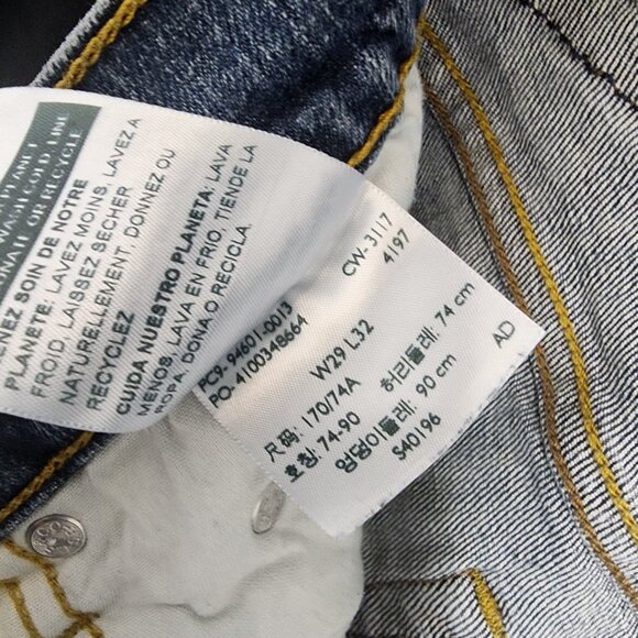 Levi Strauss Gold Straight Cut Signature Jeans W-29 L-32 Actual Fit 30.5"/31.5" - Picture 11 of 12